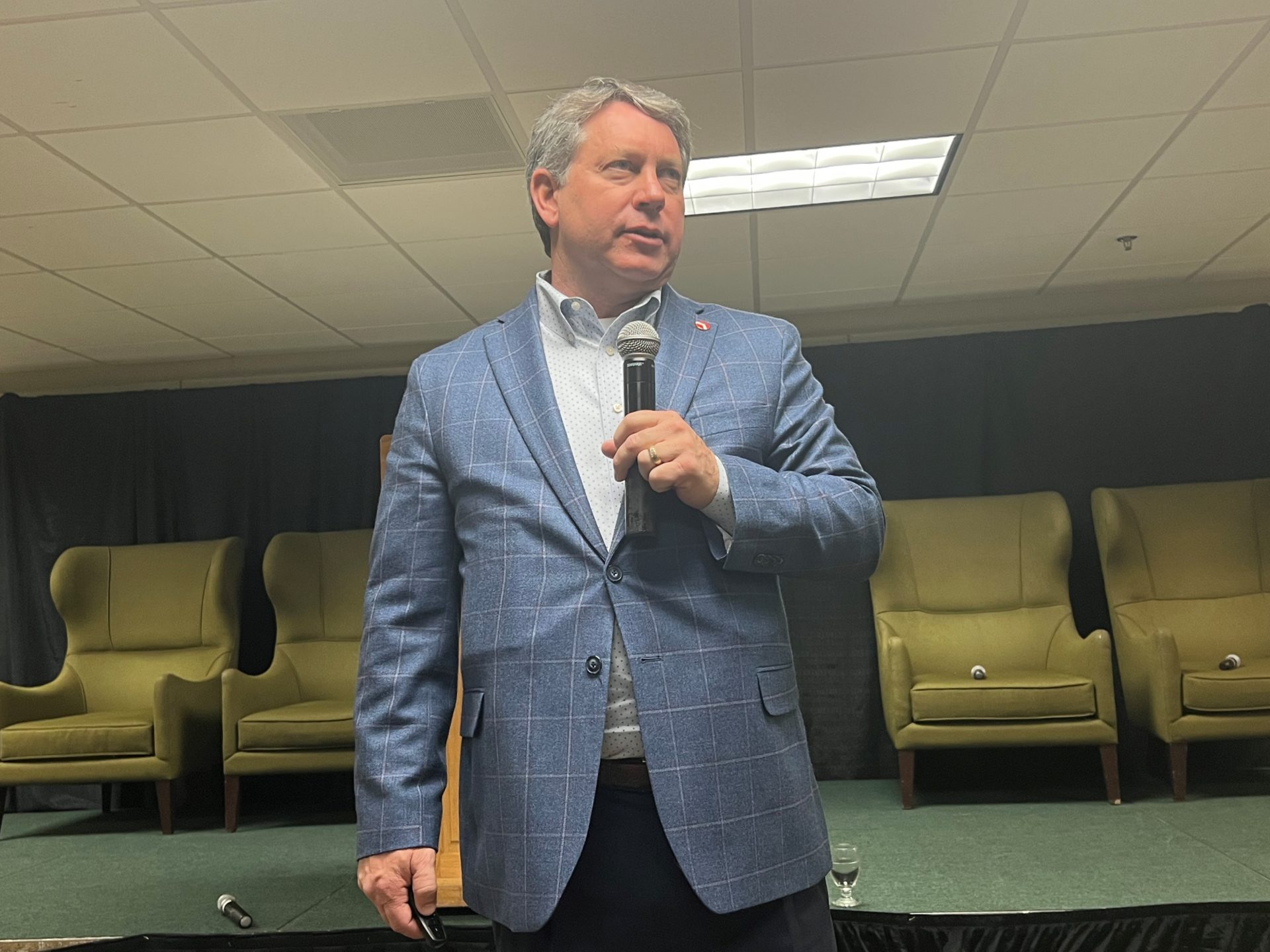 Doud backs Thompson’s plan to address ag labor challenges