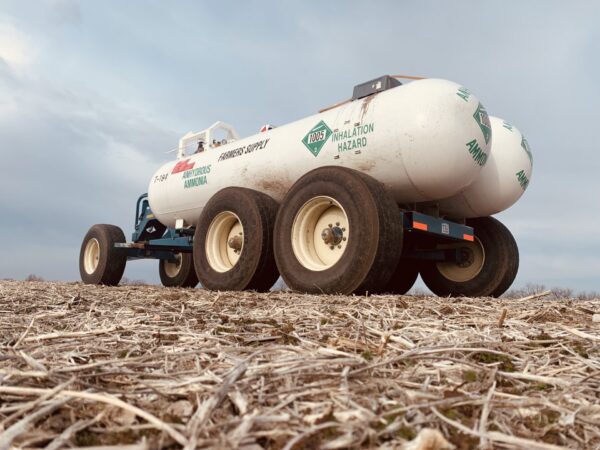 Hawley questions top fertilizer companies on price spikes