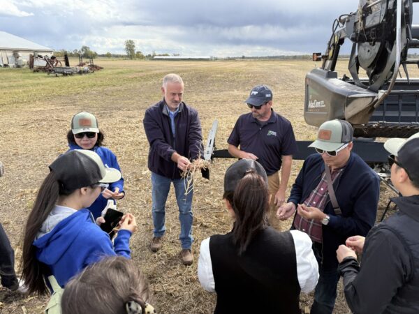 Indiana lawmakers advance fallback checkoff legislation for soybean and pork producers