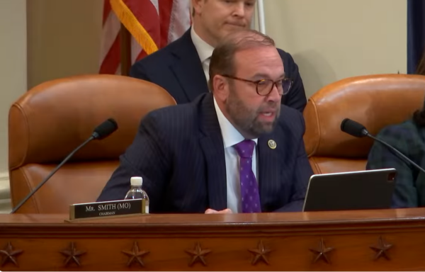 Congress pushing for more clear trade policies as lawmakers warn of long-term tariff impacts